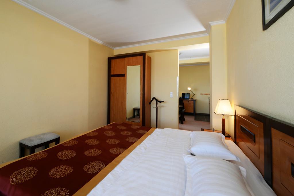Narantuul Hotel อูลานบาตอร์ ห้อง รูปภาพ