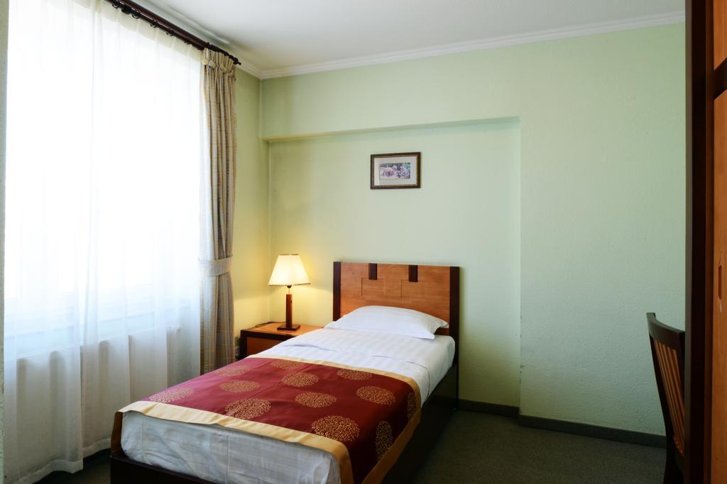 Narantuul Hotel อูลานบาตอร์ ห้อง รูปภาพ