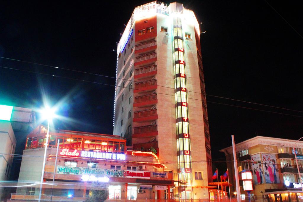 Narantuul Hotel อูลานบาตอร์ ภายนอก รูปภาพ
